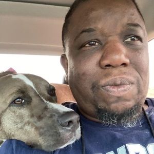 Meet your Posher, Carlos